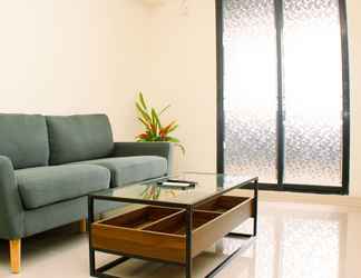 Lainnya 2 Comfort And Well Design 2Br With Working Room At Meikarta Apartment