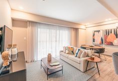 Others 4 Regatta Living II With Breakfast Included - 405