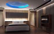 Lainnya 3 Luxury Amazing Jacuzzi Suite