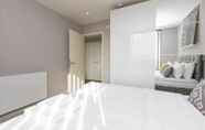 Others 4 Bright New 1 Bedroom Flat in Elephant and Castle