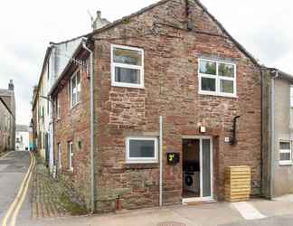 Others 2 Beautiful 2-bed House in Egremont Milo's Place