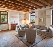 Others 6 C Cantoni - 10 Sleeps Villa With Pool Stunning Views in Garda