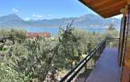 Others 3 Villa Carducci - 6 Sleeps a c Villa in Pai di Torri del Benaco