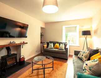 Lainnya 2 Kellas Cottage - Newly Refurbished 2 Bed Cottage w Private Parking