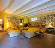 Others 5 Villa Anna Montebello With Pool Camaiore