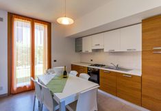 Lain-lain 7 Albarella Maisonette S3M 3