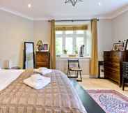 Others 7 Delightful Apartment in Prime Location Near Hampstead Heath by Underthedoormat