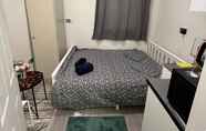 Khác 5 Lovely Apartment Close to Acton Central Station