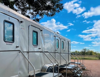 Others 2 Son's River Ranch Glamping Cabin 4