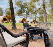 Others 3 Son's River Ranch Glamping Cabin 4