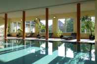 Swimming Pool Hotel Restaurant Tychon
