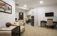 Ruang untuk Umum 5 VR Queen Street - Hotel & Suites