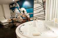 Kolam Renang Molitor Hotel & Spa Paris – MGallery Collection