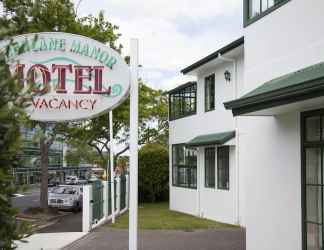 Bangunan 2 Greenlane Manor Motel