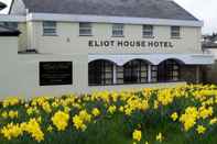 Exterior Eliot House Hotel