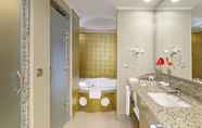 Toilet Kamar 7 Royal Holiday Palace - All Inclusive