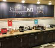 Restaurant 2 Hampton Inn & Suites Portland/Hillsboro-Evergreen Park