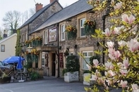 Exterior George Inn