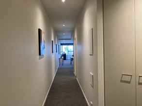 Lobi 4 Accent Accommodation at Docklands Melbourne