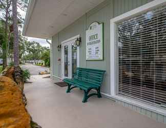 Exterior 2 Naples RV Resort