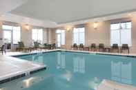 Swimming Pool Embassy Suites Portland/Hillsboro, Oregon