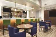 Bar, Cafe and Lounge Embassy Suites Portland/Hillsboro, Oregon