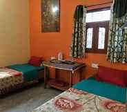 Bedroom 6 Kundan Bazar Guest House