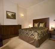 Bedroom 4 Appleby Manor Hotel & Garden Spa