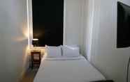 Kamar Tidur 4 The Shakespeare Hotel