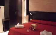 Bedroom 2 Hotel La Rosetta