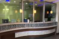 Lobi Days Inn & Suites by Wyndham Houston North-Spring