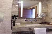 In-room Bathroom Inera Hotel Pendik