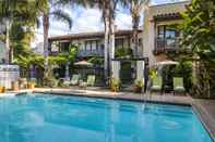 Swimming Pool Palihouse Santa Barbara