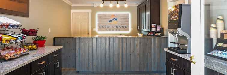 Lobi Surf & Sand Lodge