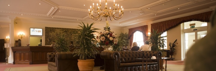 Lobby Whittlebury Hall Hotel & Spa