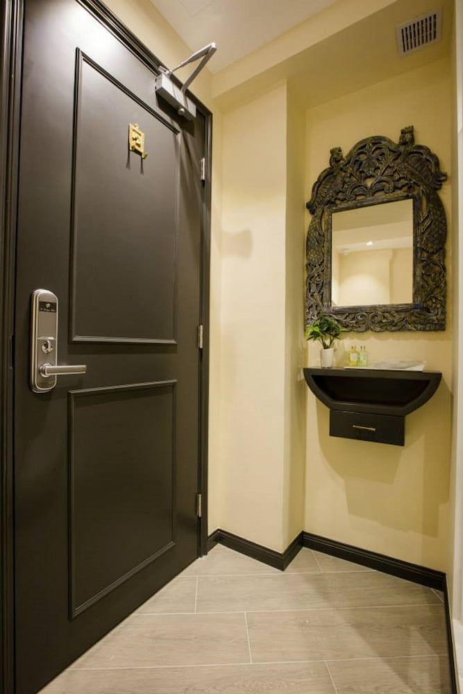 Toilet Kamar 7 9 Boutique Hotel