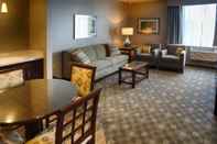 Common Space Doubletree By Hilton Lawrenceburg