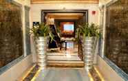 Lobby 7 Rove Al Madinah Hotel