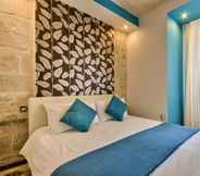 Kamar Tidur 6 Barrakka Suites