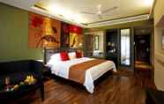 Bedroom 7 Centara Ceysands Resort & Spa Sri Lanka