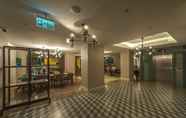Lobby 5 Le Bleu Hotel & Resort