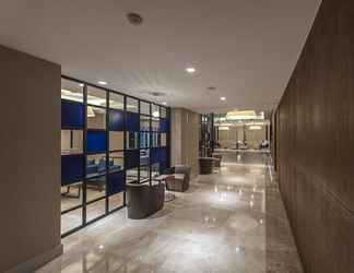 Lobby 2 Le Bleu Hotel & Resort