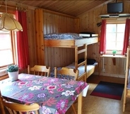 ห้องนอน 4 Hyltena Stugby - Campground