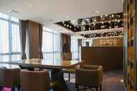 Bar, Cafe and Lounge Wyndham Jinjiang