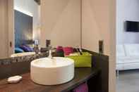 Bilik Mandi dalam Bilik Umma Barcelona Bed & Breakfast Boutique