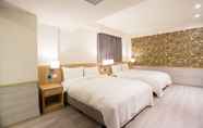 Kamar Tidur 5 Rainbow Hotel