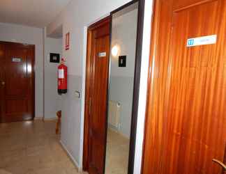 Lobi 2 Hostal El Peine