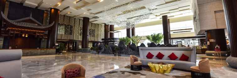 Sảnh chờ Crowne Plaza Zhangjiajie Wulingyuan, an IHG Hotel