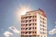 Luar Bangunan Meenakshi's Sunshine Hotel