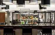 Bar, Kafe, dan Lounge 6 AC Porte Maillot Hotel